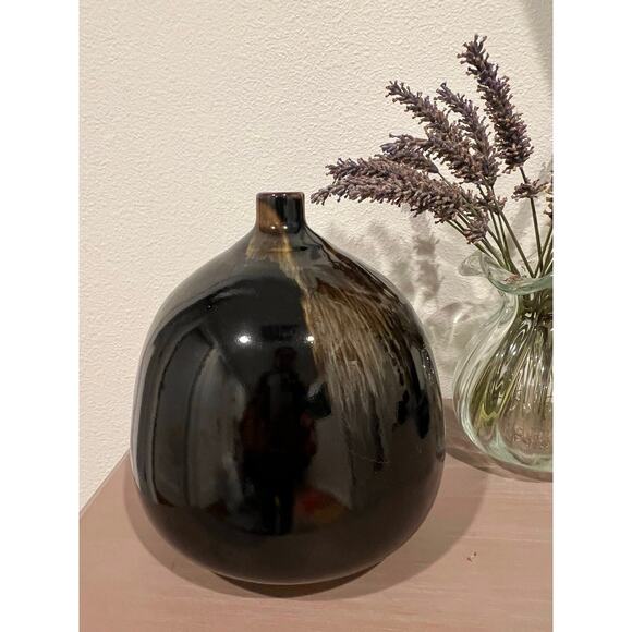 TOYO Japan pottery bulbous modern MCM vase with a distinctive drip glaze - Picture 1 of 9